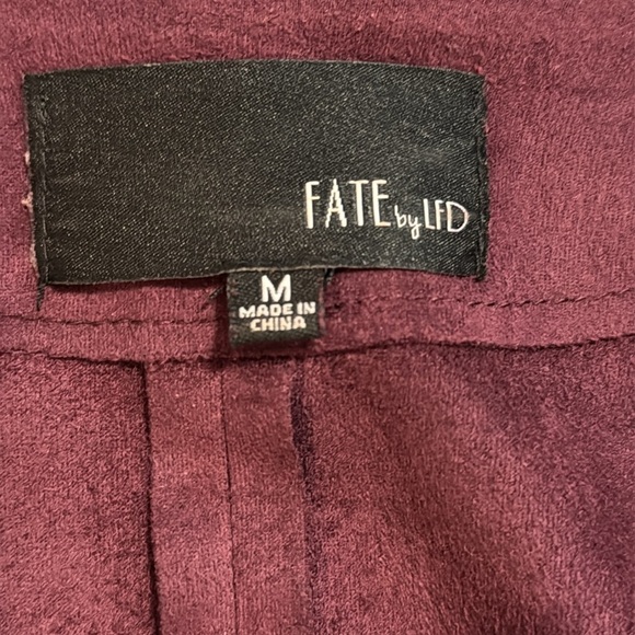 FATE by LFD Faux Suede Open Cardigan Fringe Hem Sleeveless Burgundy Women’s M - Picture 6 of 7